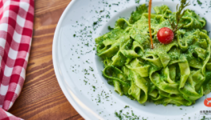 pesto spaghetti_cover